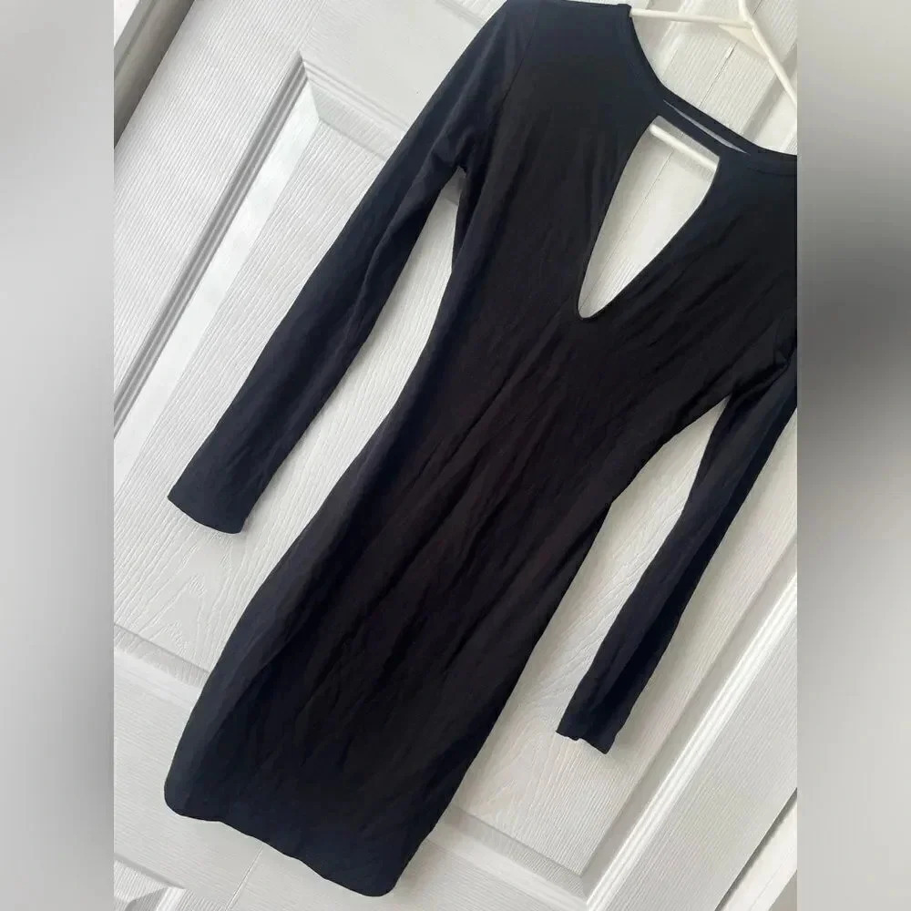 Lulu's Black Long Sleeve Keyhole Bodycon Midi Dress